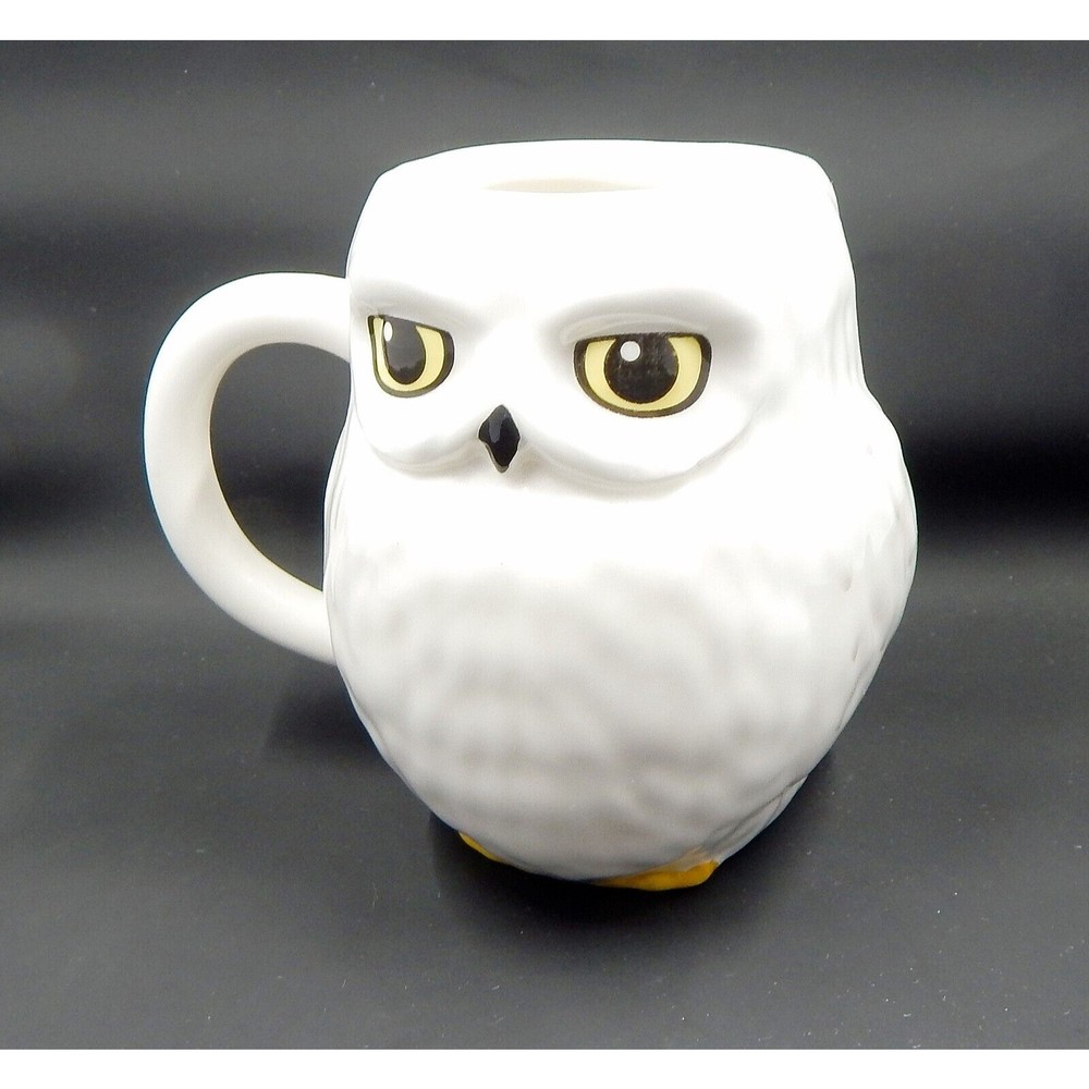 Harry Potter Wizarding World Hedwig Owl 18.8 oz Mug By Paladone